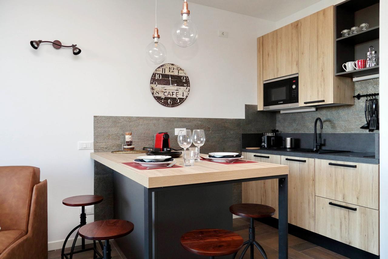 Appartamento DELIZIOSO Monolocale con TERRAZZO Roma Esterno foto