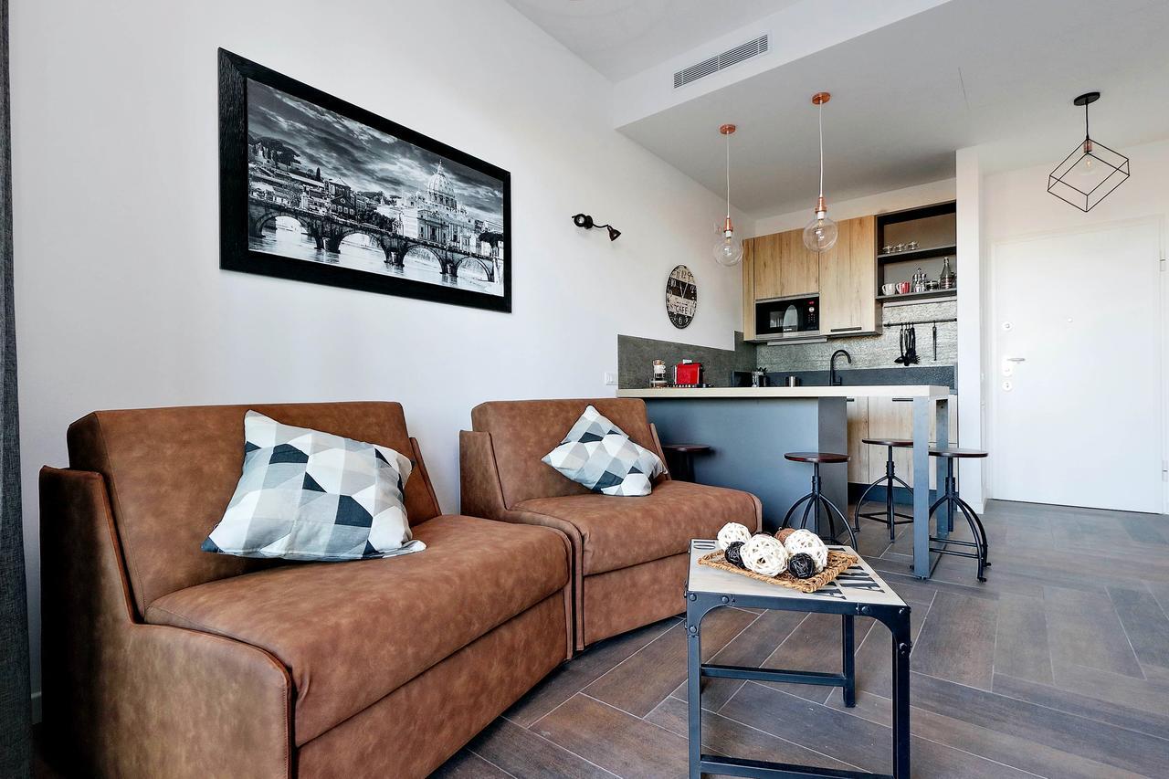 Appartamento DELIZIOSO Monolocale con TERRAZZO Roma Esterno foto